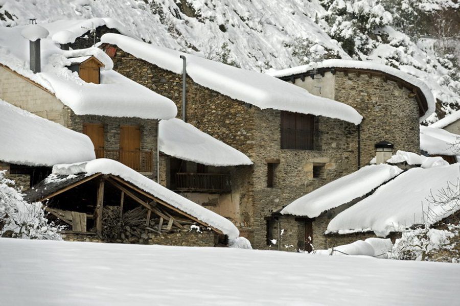 Hotel Restaurant Castellarnau Escalo ภายนอก รูปภาพ